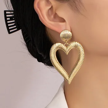Naušnice s dijamantima 2023, elegantan i moderan geometrijski naušnice-breskve za žene, Korejski trendi naušnice, nakit za zurke u povodu dana rođenja, pokloni