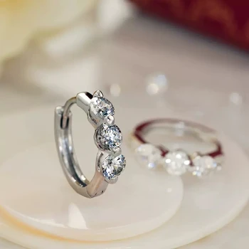 Naušnice Huitan u obliku blistav krugova s kristalima CZ srebrne boje, jednostavne elegantne naušnice-prsten za žene, svaki dan, univerzalni ukras